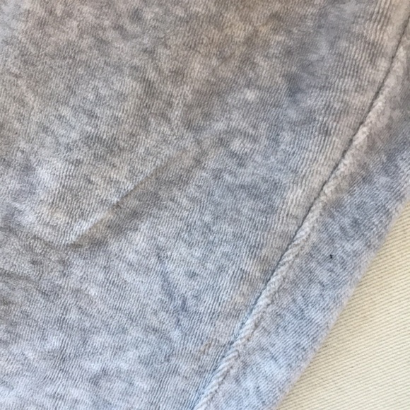 Grey Lulu lemon Sweatpants. Size 4 - Picture 3 of 3